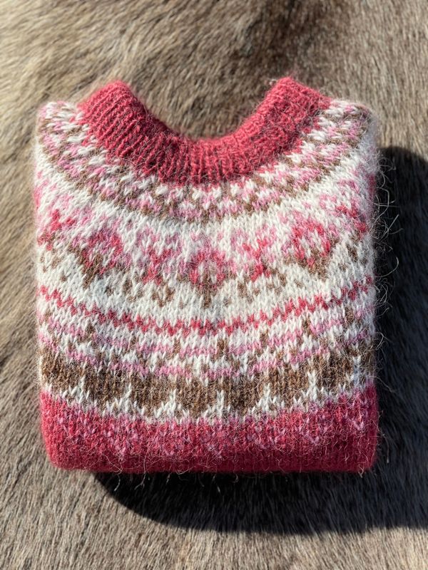 Alasuq genser barn - rubarb garnpakke